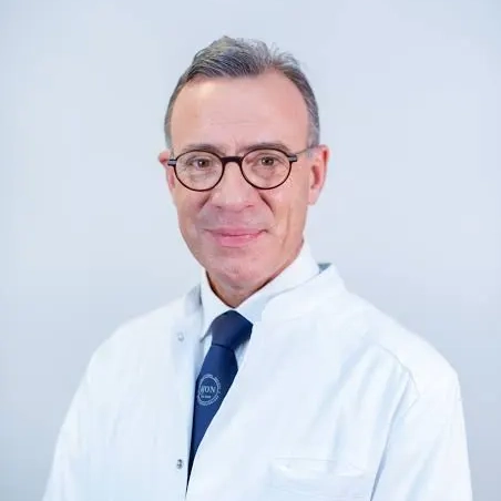 Dr. Marc Possover